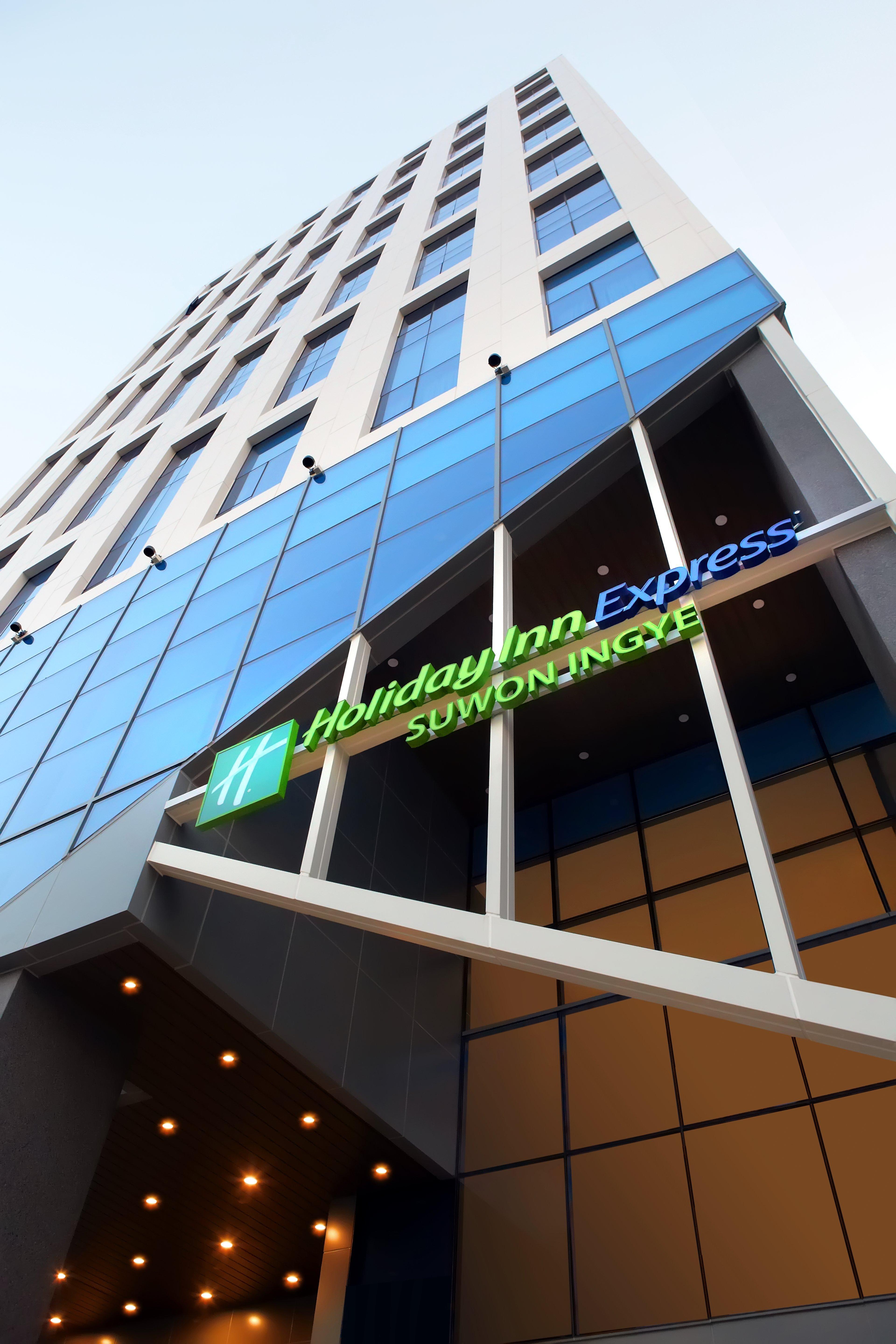 Holiday Inn Express Suwon Ingye, An Ihg Hotel Exterior foto